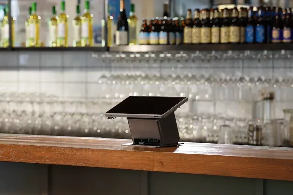 How a Portable POS System Can Reduce Queues and Serve More Customers.